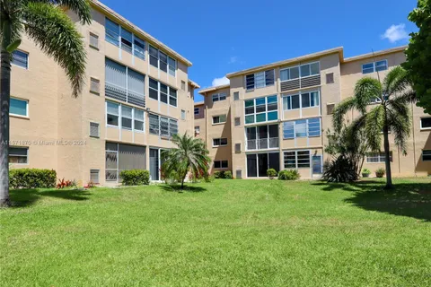 300 NE 26th Ave # 1030, Boynton Beach FL 33435