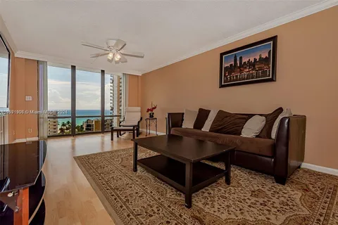 1600 S Ocean Dr # 11H, Hollywood FL 33019