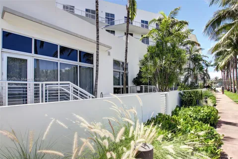 2001 Meridian Ave # 103, Miami Beach FL 33139