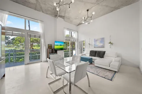 2001 Meridian Ave # 103, Miami Beach FL 33139