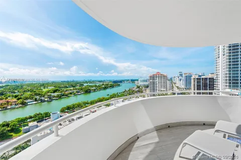 6301 Collins Ave # 807, Miami Beach FL 33141