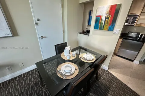 2670 E Sunrise Blvd # 317, Fort Lauderdale FL 33304