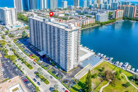 250 174th St # 1818, Sunny Isles Beach FL 33160