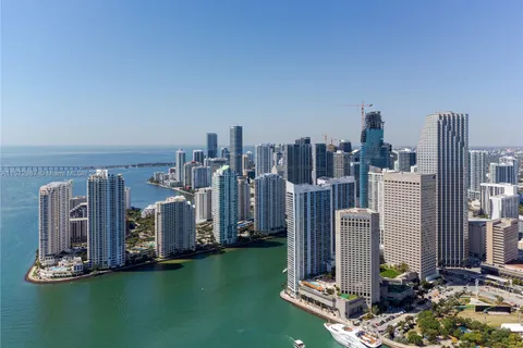 335 S Biscayne Blvd # 2700, Miami FL 33131