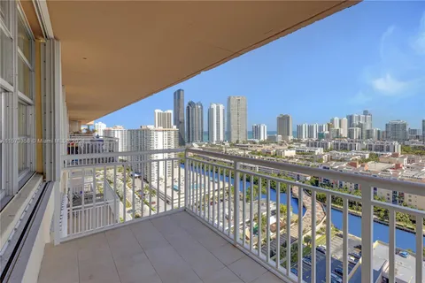 251 174th St # 2312, Sunny Isles Beach FL 33160