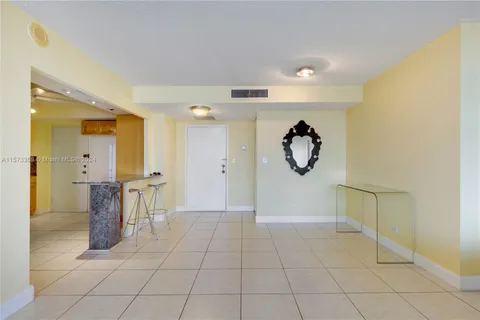 251 174th St # 2312, Sunny Isles Beach FL 33160