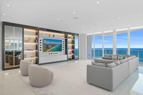 10225 Collins Ave # 1402, Bal Harbour FL 33154