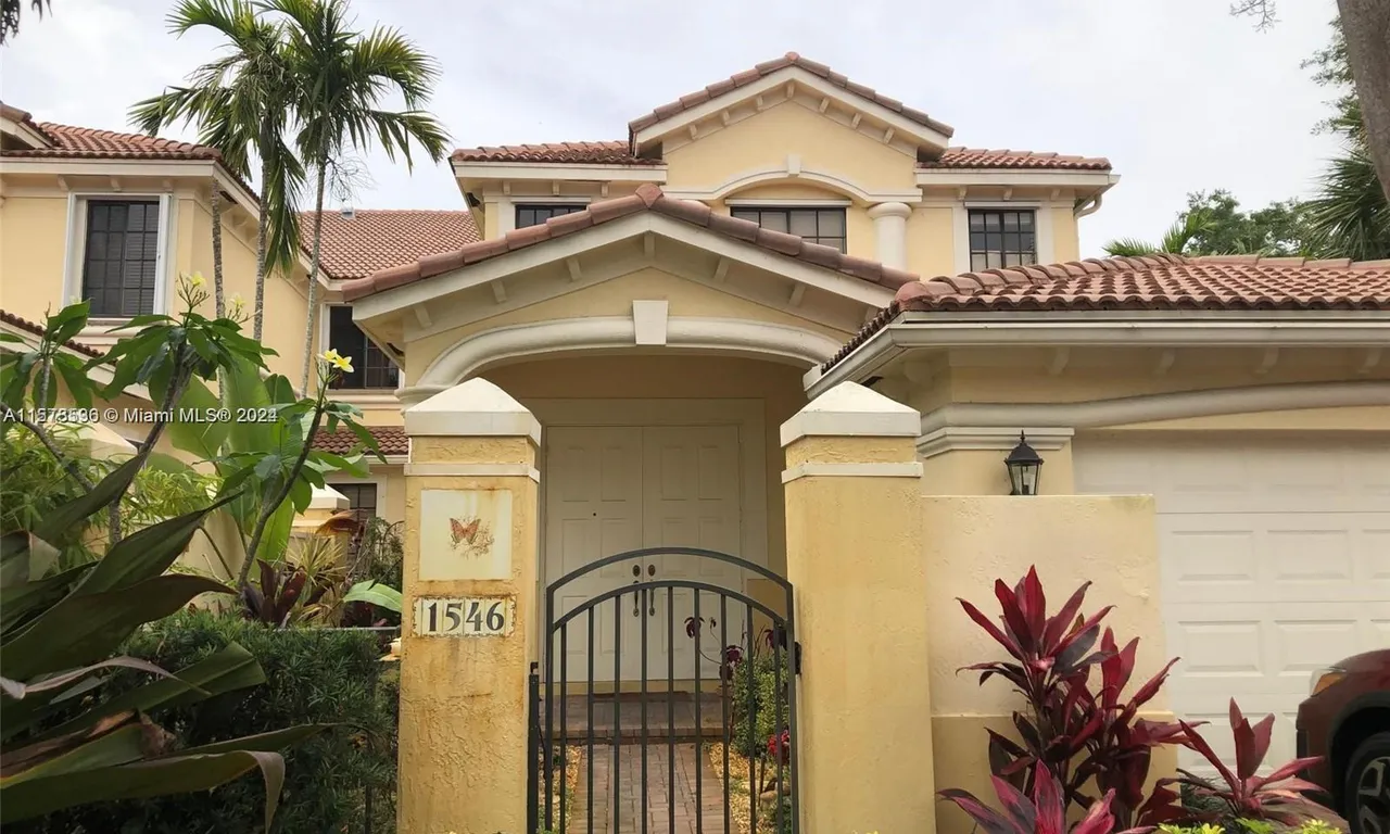 1546 Passion Vine Cir # 4, Weston FL 33326