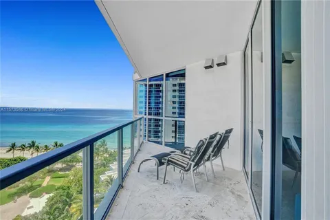 3101 S Ocean Dr # 1005, Hollywood FL 33019