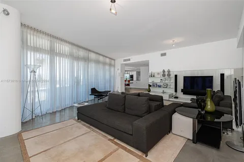 6101 Aqua Ave # 702, Miami Beach FL 33141