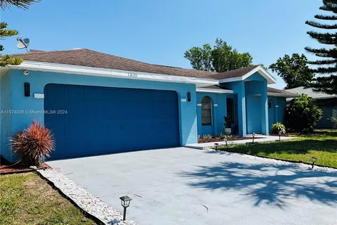 1805 NE 1 Ter, Cape Coral FL 33909