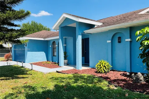 1805 NE 1 Ter, Cape Coral FL 33909