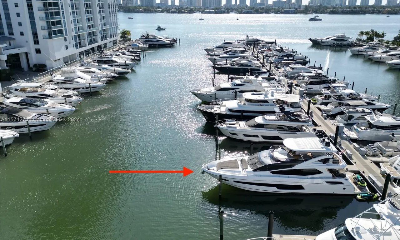 17211 Biscayne Blvd Boat Slip 65, North Miami Beach FL 33160