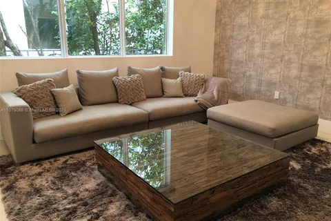 18935 Atlantic Blvd # 18935, Sunny Isles Beach FL 33160