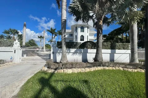 569 Hazel St, Key Largo FL 33037