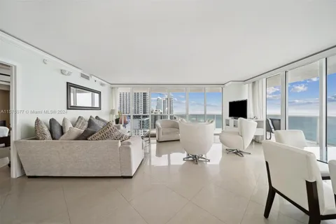 1830 S Ocean Dr # 1701, Hallandale Beach FL 33009