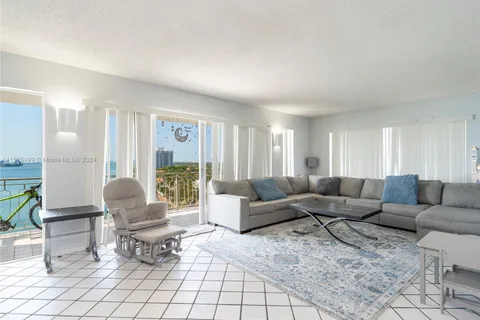 11111 Biscayne Blvd # 12G, Miami FL 33181