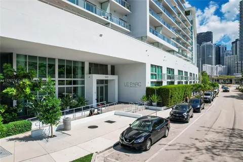 1600 SW 1st Ave # 1202, Miami FL 33129