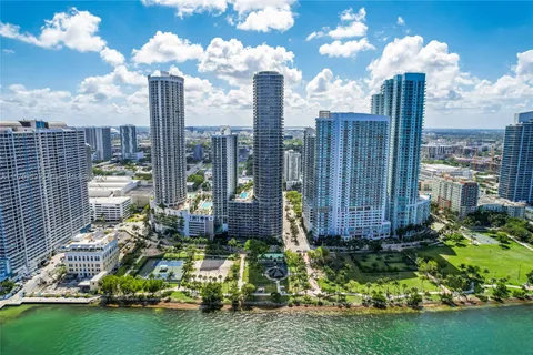 488 NE 18th St # 3912, Miami FL 33132