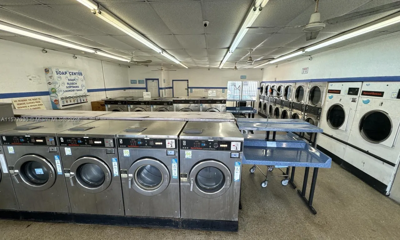 Automated laundry, Hallandale Beach FL 33009