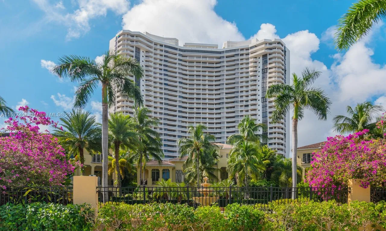 1000 W Island Blvd # 802, Aventura FL 33160