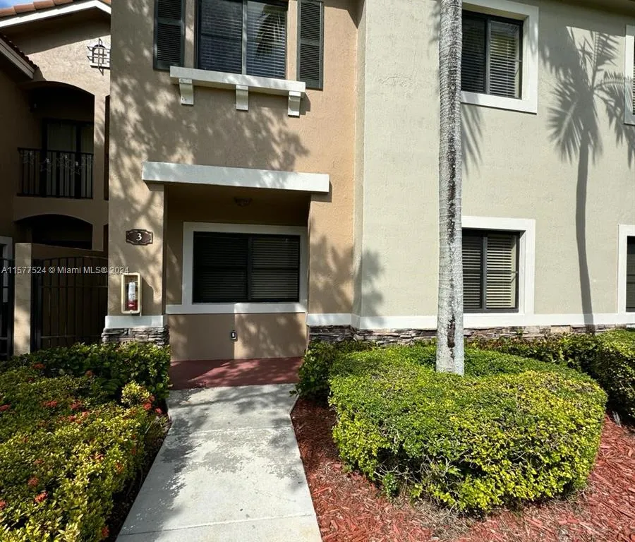 22631 SW 88th Pl # 18, Cutler Bay FL 33190