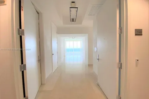16001 Collins Ave # 2401, Sunny Isles Beach FL 33160