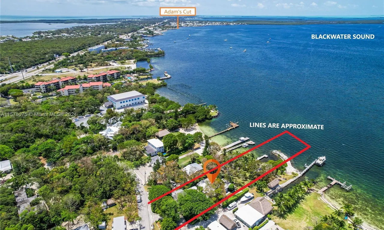 11 Bay Rd, Key Largo FL 33037