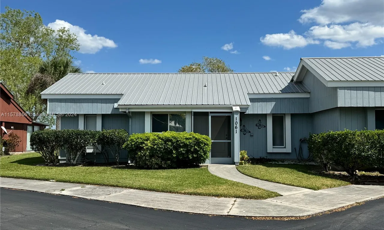 1061 River Run, Other City - In The State Of Florida FL 33935