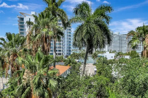 1621 Bay Rd # 506, Miami Beach FL 33139