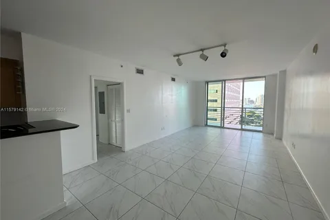 325 S Biscayne Blvd # 2614, Miami FL 33131