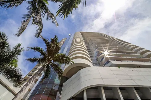 6301 Collins Ave # 2107, Miami Beach FL 33141