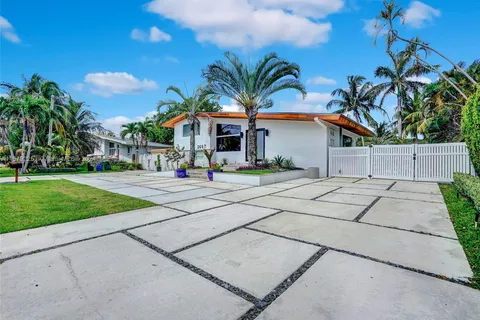 2607 Sugarloaf Ln, Fort Lauderdale FL 33312