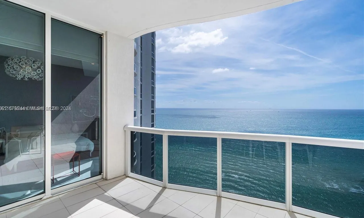 15811 Collins Ave # 2006, Sunny Isles Beach FL 33160