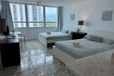 5445 Collins Ave # 814, Miami Beach FL 33140