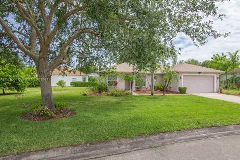 3672 2nd St SW, Vero Beach FL 32968