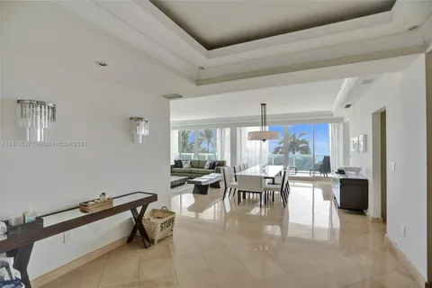 10101 Collins Ave # 4E, Bal Harbour FL 33154