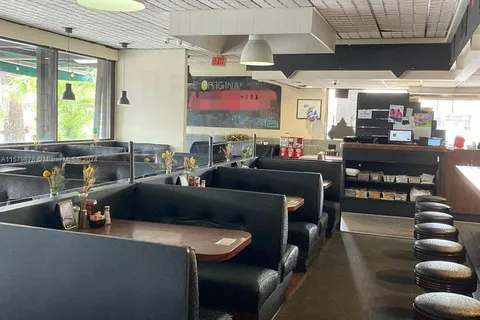 Restaurant for sale Near Miami Lakes, Hialeah FL 33014