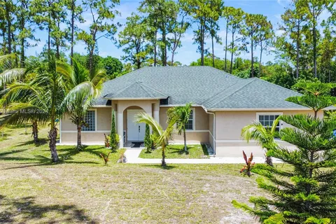 16133 E Lancashire Dr, Loxahatchee FL 33470