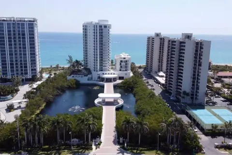 4600 N Ocean Dr # 201, Riviera Beach FL 33404