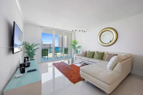 19370 Collins Ave # 1103, Sunny Isles Beach FL 33160