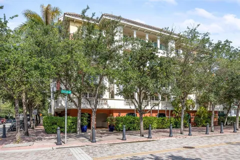 300 Euclid Ave # 206, Miami Beach FL 33139