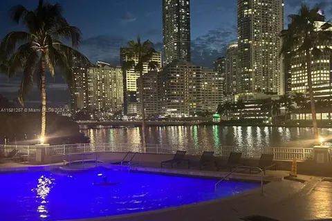 701 Brickell Key Blvd # 202, Miami FL 33131