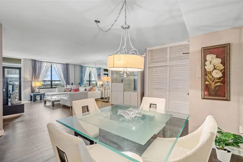 10185 Collins Ave # 1110, Bal Harbour FL 33154