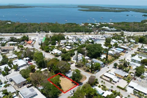 21 Judy Pl, Key Largo FL 33037