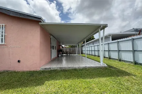 12555 SW 211th Ter, Miami FL 33177