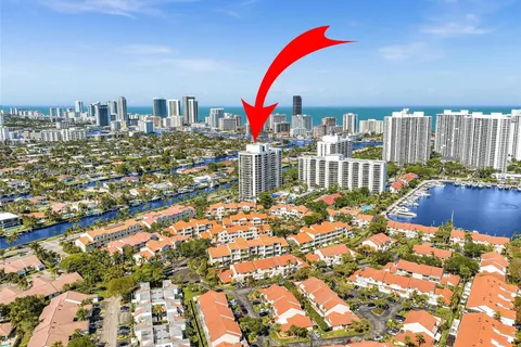 3598 Yacht Club Dr # 2004, Aventura FL 33180