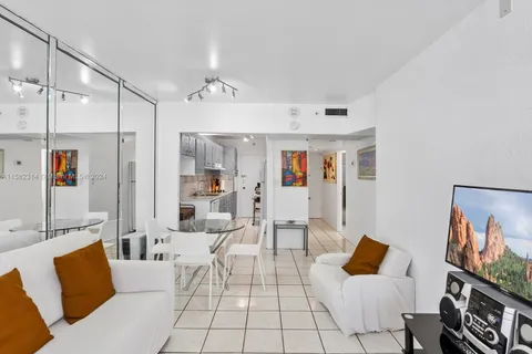 100 Lincoln Rd # 830, Miami Beach FL 33139