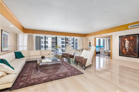 10155 Collins Ave # 1406, Bal Harbour FL 33154