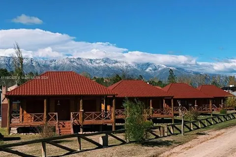 205 LOS JILGUEROS, Nono, CORDOBA, ARGENTINA, VT 05887